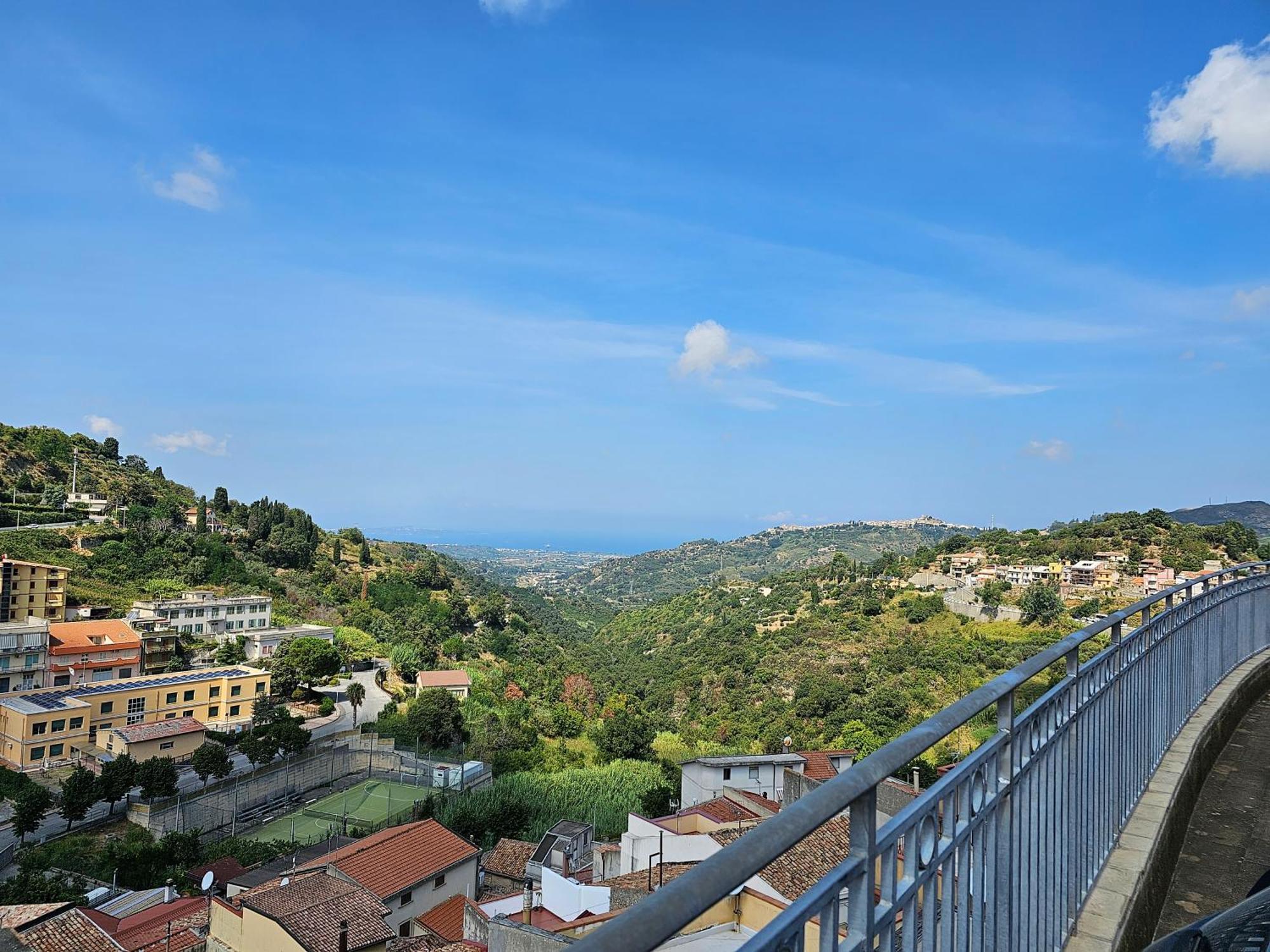 Portaterra - Spaziosa Casa Con Bella Vista E Giardino Monforte San Giorgio Zewnętrze zdjęcie